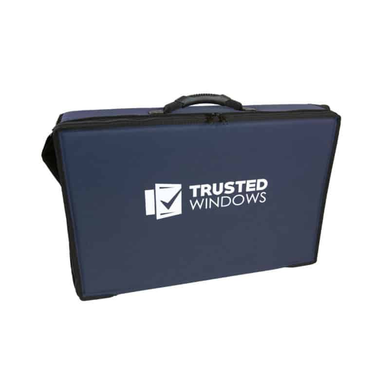 Economy Door Sample BagHolds up to 6 Kitchen/Bedroom Doors 595x418x21mm